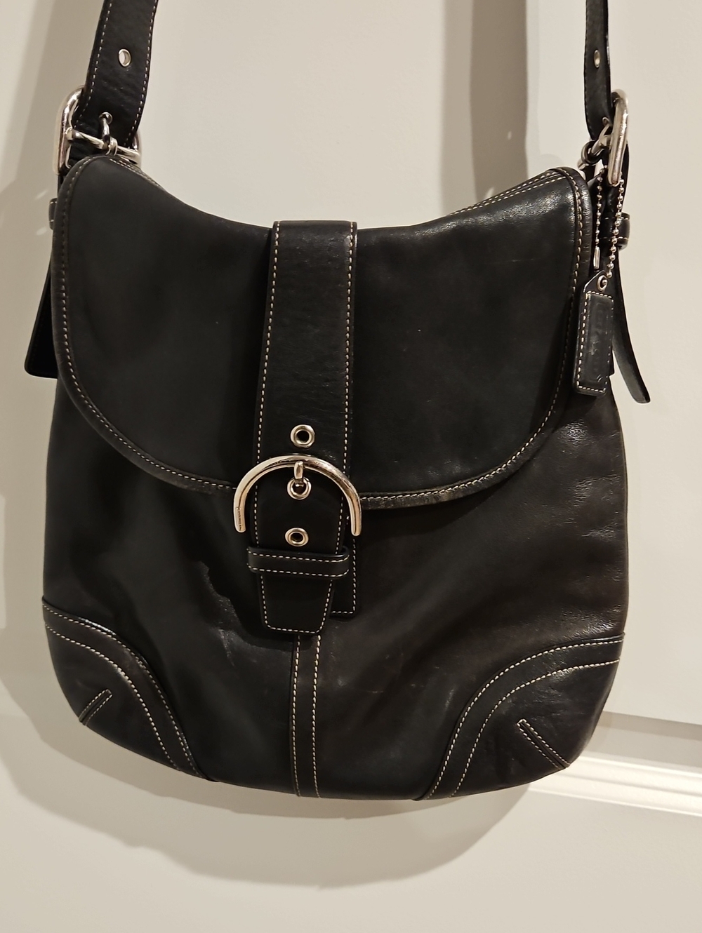 Leather Buckle Flap Shoulder Bag - Black